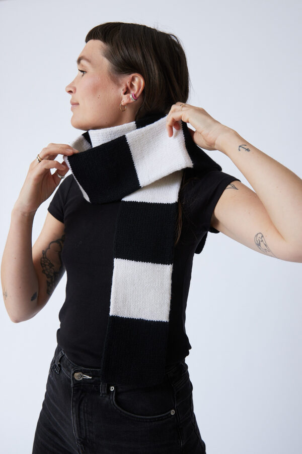 Okapia scarf