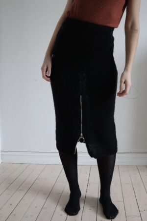 Classy zipp skirt