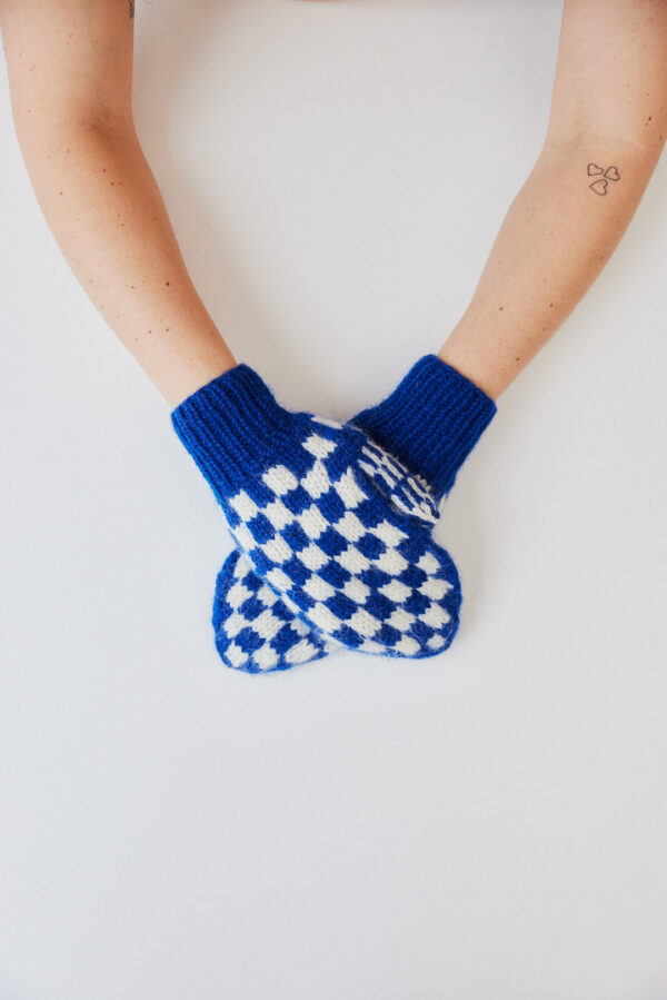 Gambit mittens - Image 2