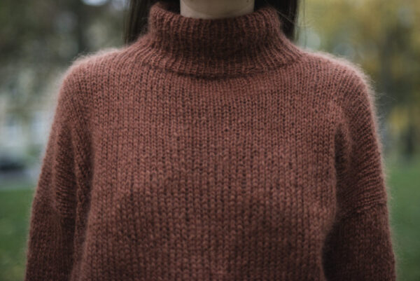 Snug turtleneck - Image 5