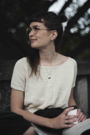 Cropped western tee