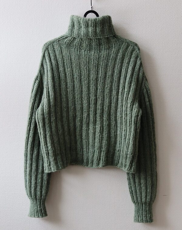 Berry sweater - Image 2